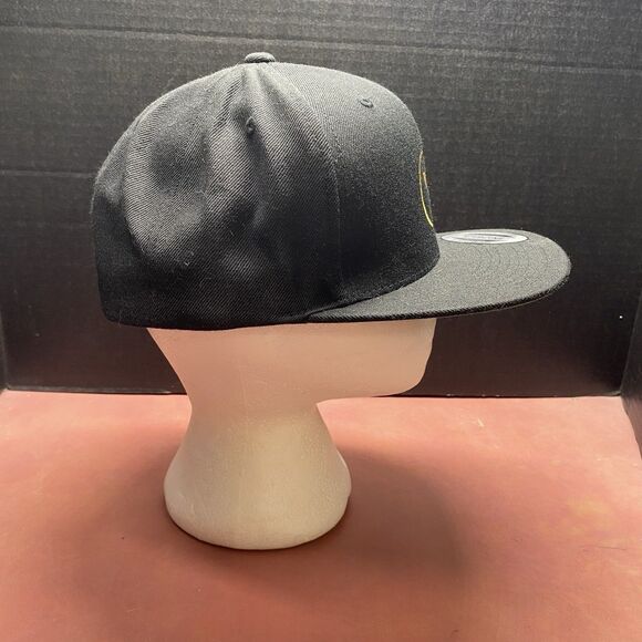 Yupoong Snapback The Classics Black Cocktail Adjustable Baseball Cap Hat OSFM - Picture 4 of 12